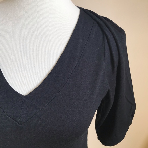 Banana Republic Black V-Neck Top - Picture 2 of 4